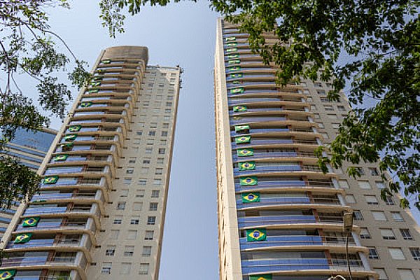 Copa e festas juninas nos condomínios: conheça as orientações a síndicos e moradores