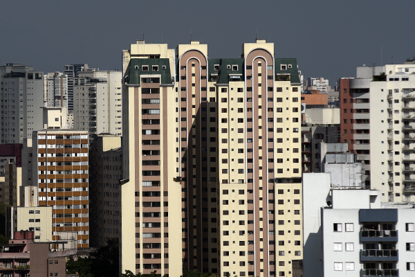 Crise hídrica em SP: o que os síndicos precisam saber para proteger o condomínio