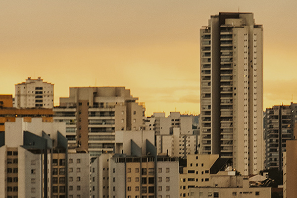 Nova fiscalização em SP: O fim da farra dos imóveis populares no Airbnb?