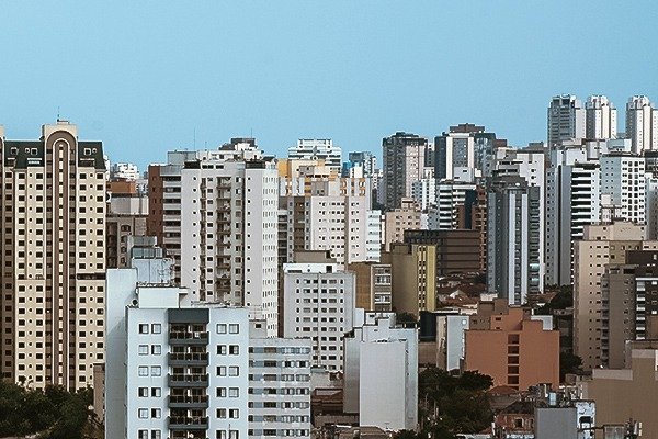 Inadimplência de aluguel atinge menor nível em 3 anos, mas atenção à locação de baixa renda