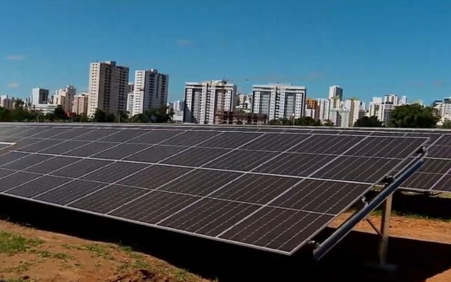 Condomínios do DF investem em energia solar para reduzir custos e valorizar imóveis